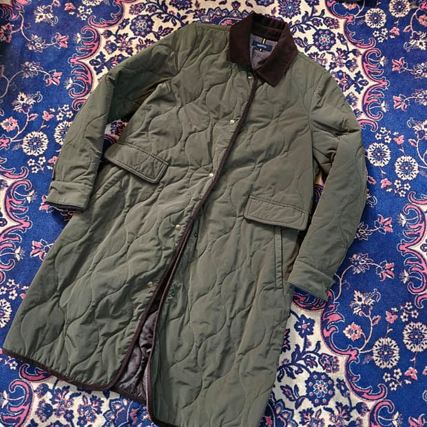 헤지스(HAZZYS) 코듀로이 카라넥 퀄팅 코트 90size