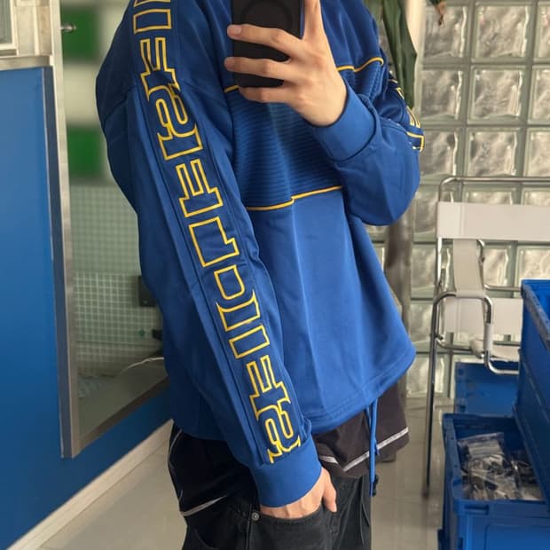 LOGO SWEAT SHI 소매 로고 스웨트셔츠