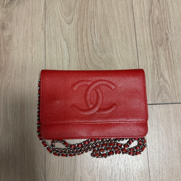 샤넬 캐비어 타임리스 woc