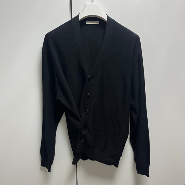 [XS,S,M,L]르메르 26fw 릴렉스 트위스트 가디건/블랙