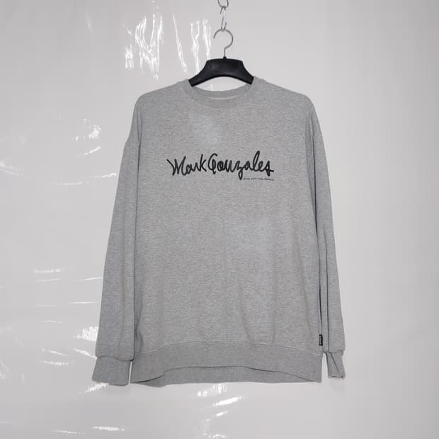 MARK GONZALES 마크곤잘레스 오버핏 그레이맨투맨