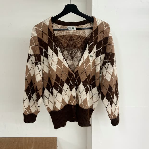 슈미즈 라코스테 브라운 아가일 패턴 니트 가디건