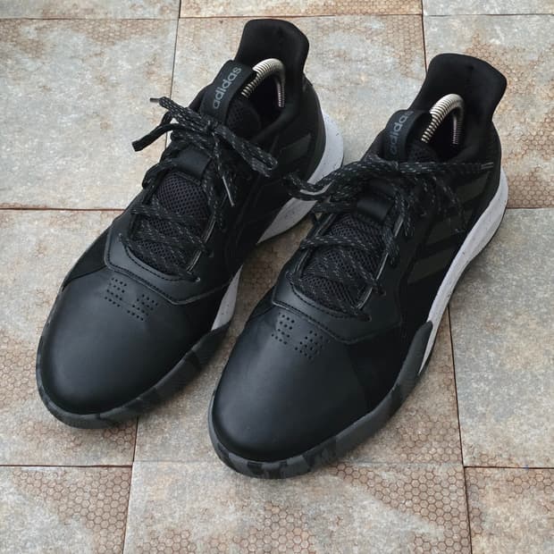 (260)아디다스 런 더 게임