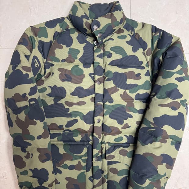 베이프 카모 패딩자켓