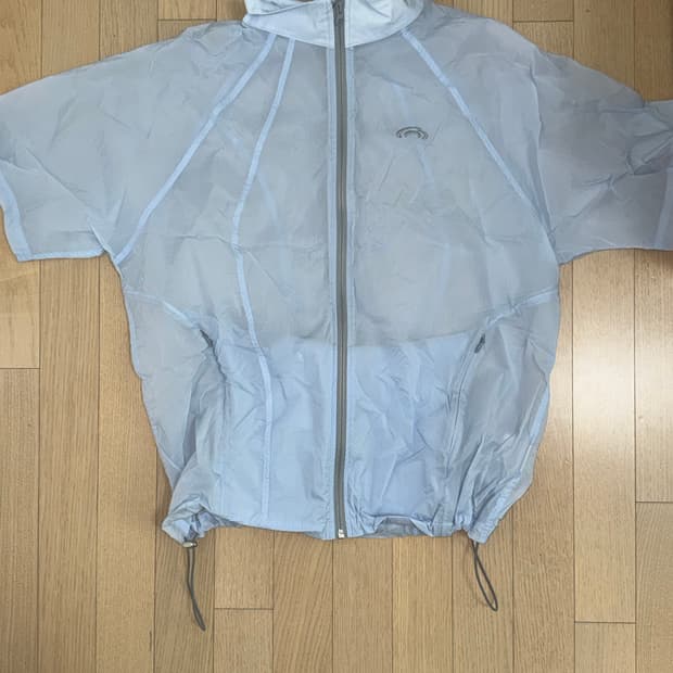 아트오브필드 숏슬리브 바람막이