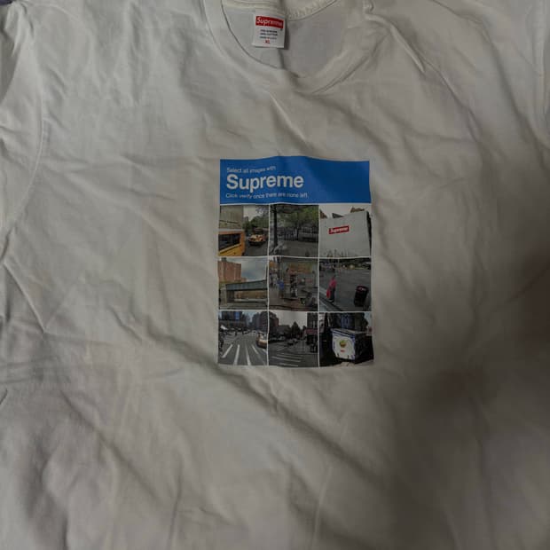 슈프림 캡챠 반팔