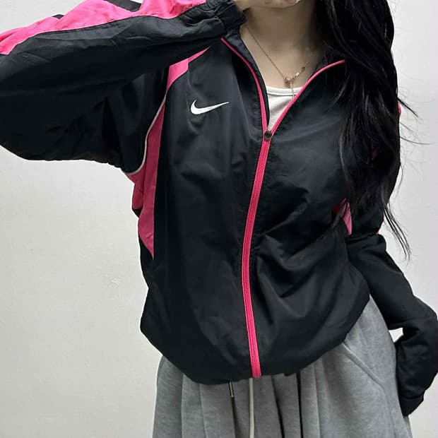 나이키 솔로 스우시 핑크 그레이 올드스쿨 윈드브레이커 자켓 바람막이 희귀