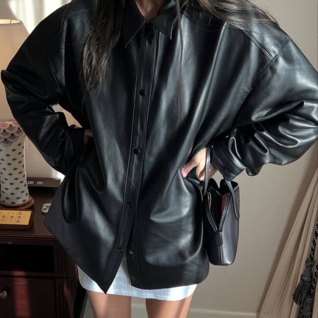 Twomuchtalker 레더자켓