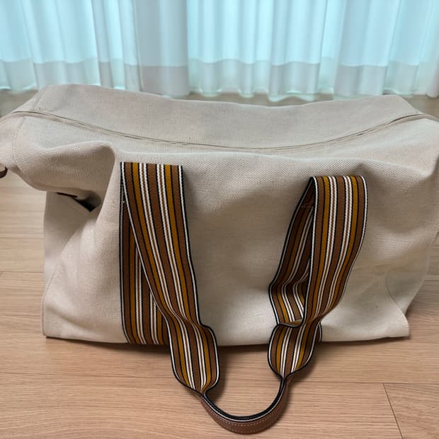 로로피아나 한정판 보스톤백