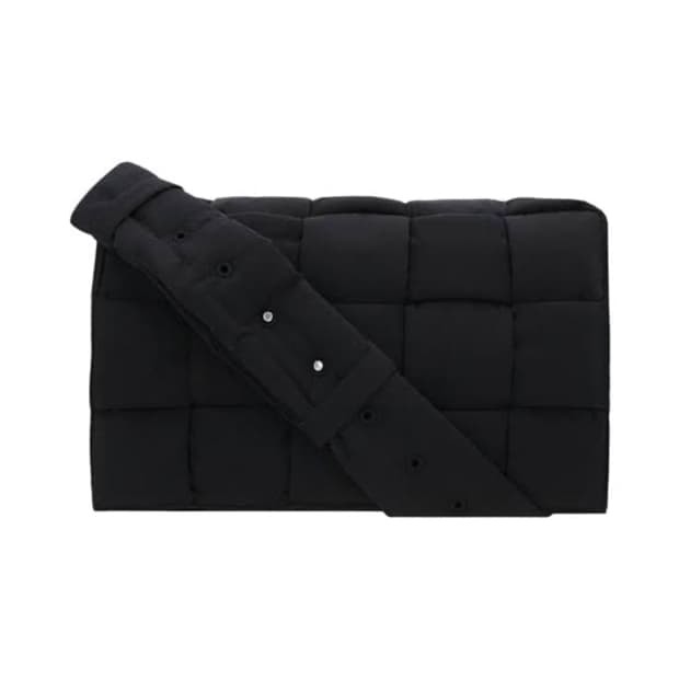 보테가베네타 패디드 카세트백 라지