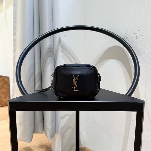 입생로랑 블랙 블로거 미니 크로스백