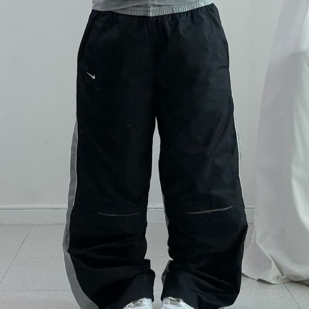 나이키 블랙 와이드 배색 트랙팬츠