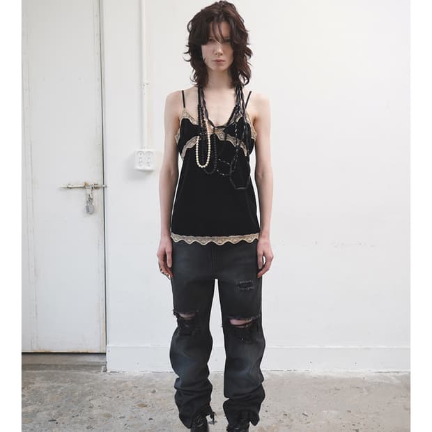 데어드LACE TRACED VELVET CAMISOLE