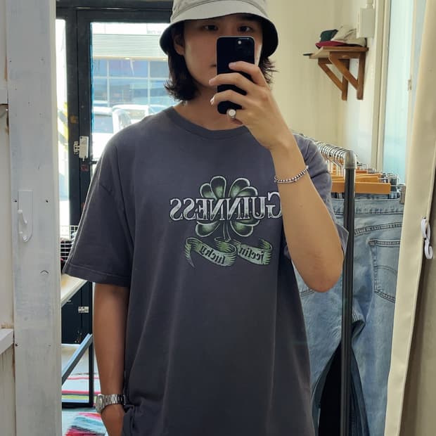 빈티지 기네스 티셔츠