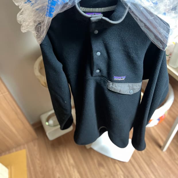 파타고니아 신칠라 블랙 그레이 m (100~105)