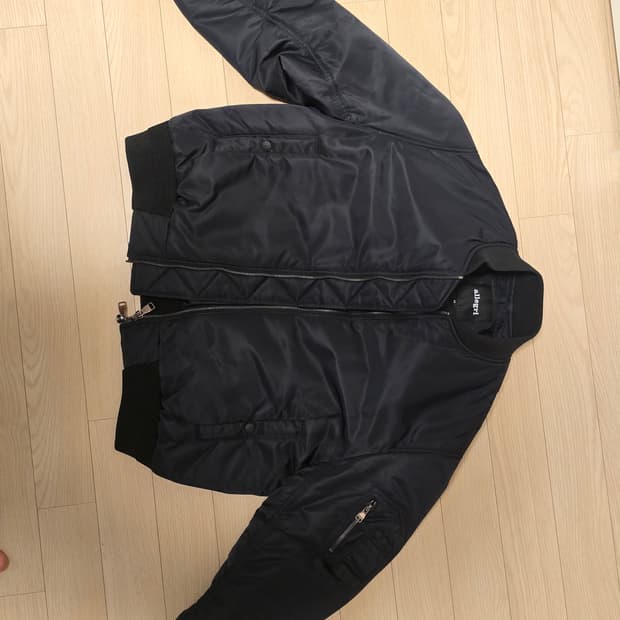 알레그리 ma-1자켓 48사이즈