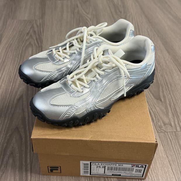 휠라 에샤페 실버 250