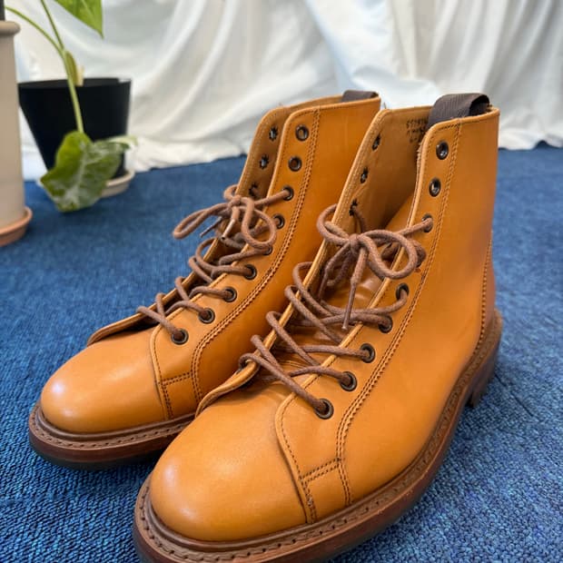 트리커즈 남성 가죽 부츠