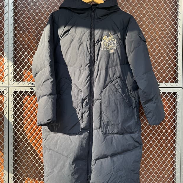 써스데이아일랜드 네이비 자수 덕다운 롱 패딩 S