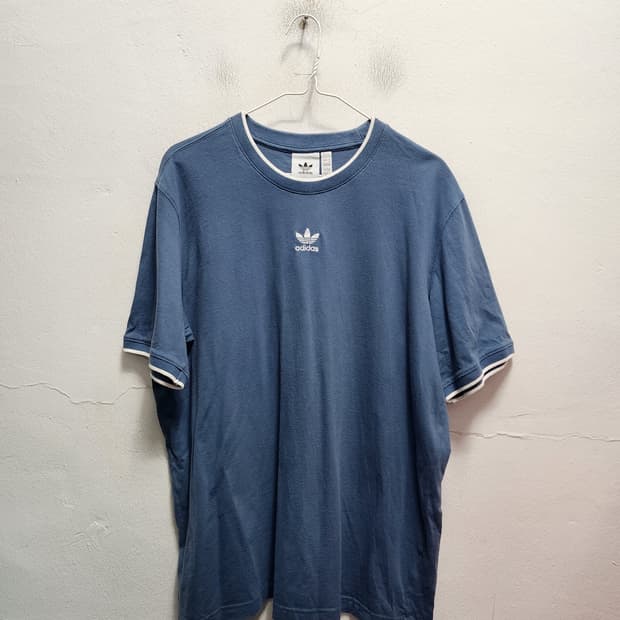 아디다스 중앙로고 링거티