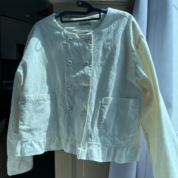 일본 크림색자켓