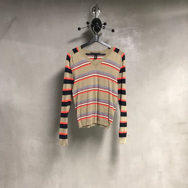 마크제이콥스 브이넥 니트 S(W)