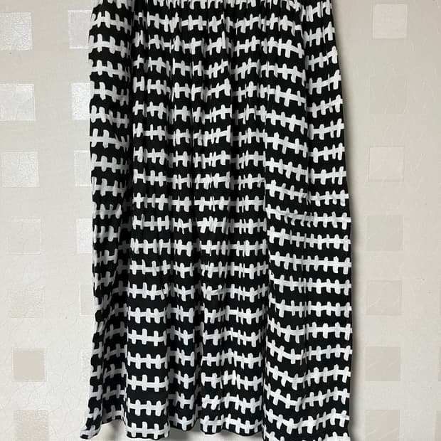 꼼데가르송 Comme des Garçons 레이온 패턴 스커트 