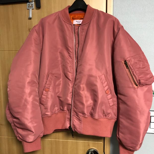 마틴로즈 클래식 봄버 더스티 핑크