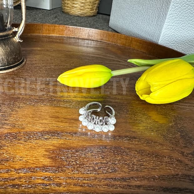 쟈디올 진주 실버 레터링 반지