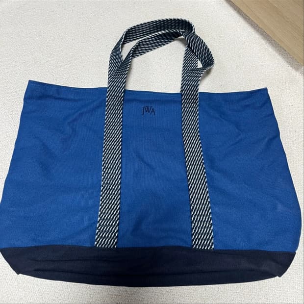 유니클로 JW앤더슨 캔버스 토트백 블루