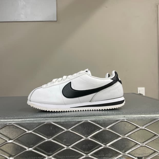 나이키 코르테즈 레더 240