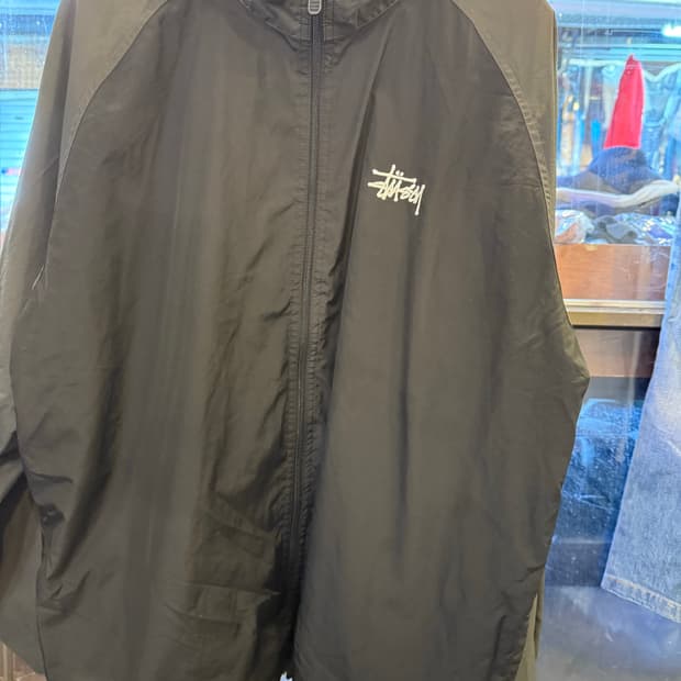 스투시 차콜 레글런 바람막이