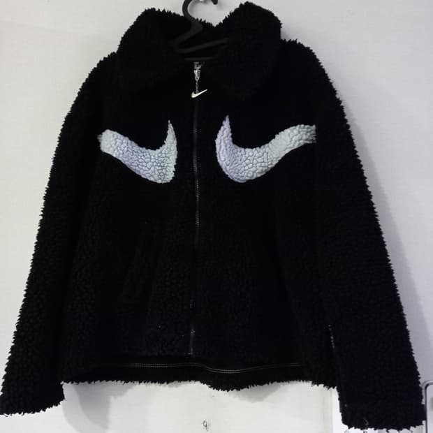 나이키 스우시 블랙 여자 자켓 90/S