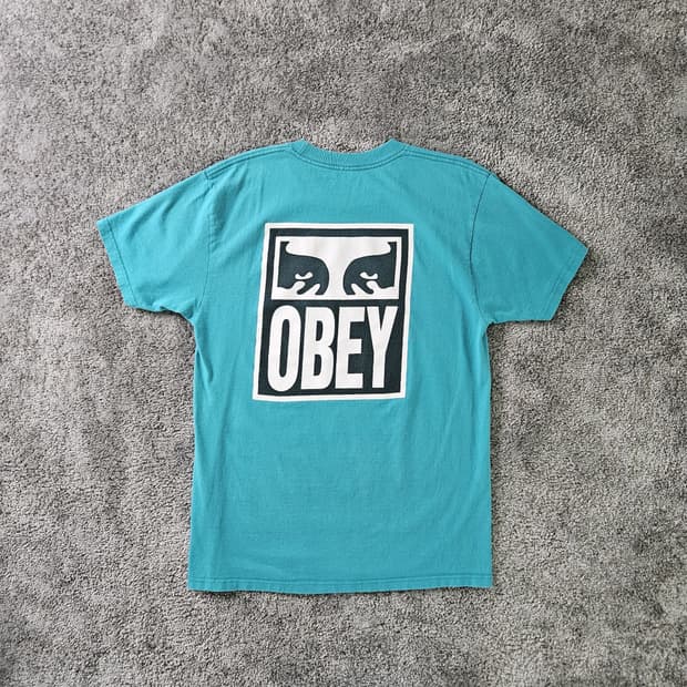 OBEY 반팔 티셔츠