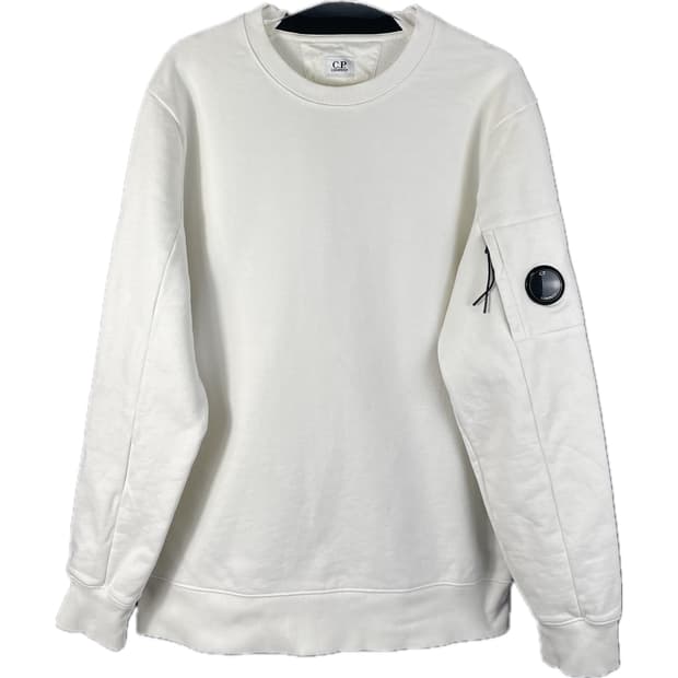 CP컴퍼니 다이애그널 레이즈 크루넥 렌즈 맨투맨 스웨트셔츠