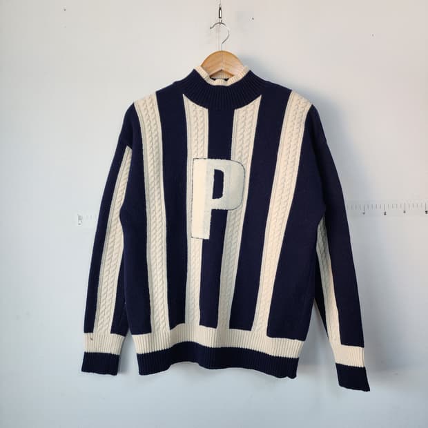 SJYP 네이비 화이트 스트라이프 니트 스웨터