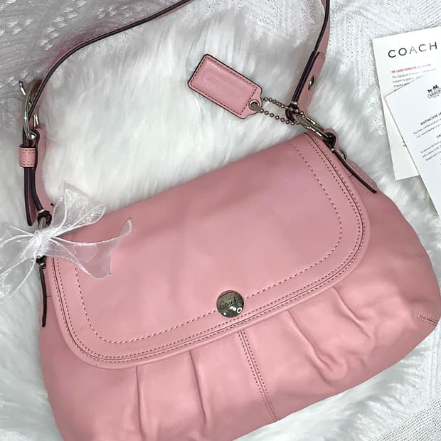 [S급] 희귀 🎀💗 Coach 딸기우유 핑크 갸루 소호백