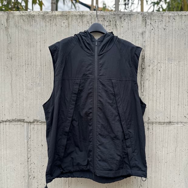 NOCLE 나일론 후디 베스트