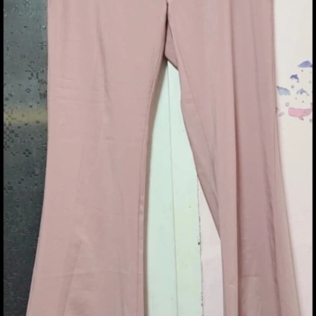 핑크색 부츠컷 슬랙스