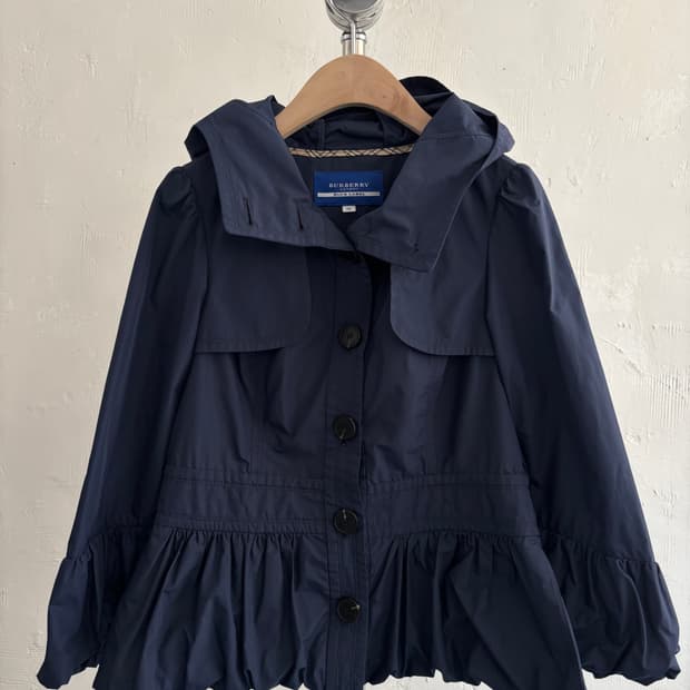 Burberry 버버리 블루라벨 셔링 숏 트렌치 후드자켓
