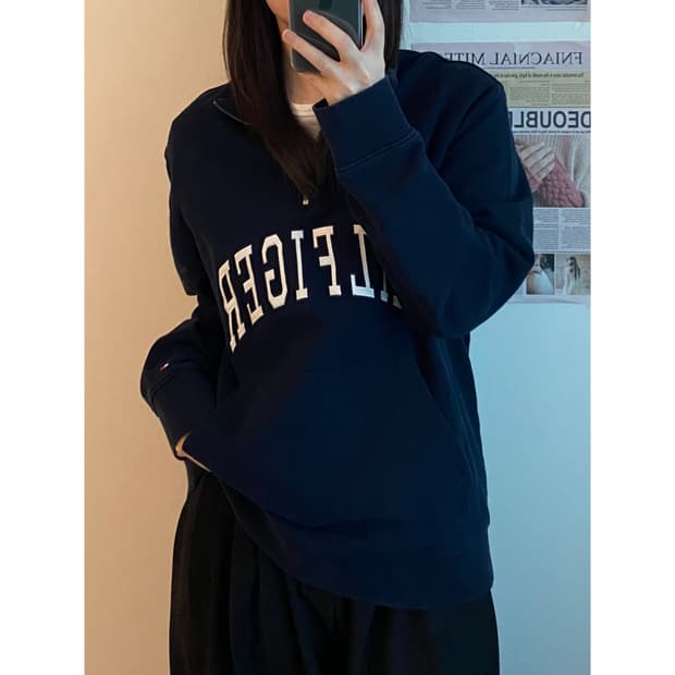 타미힐피거 반집업 맨투맨