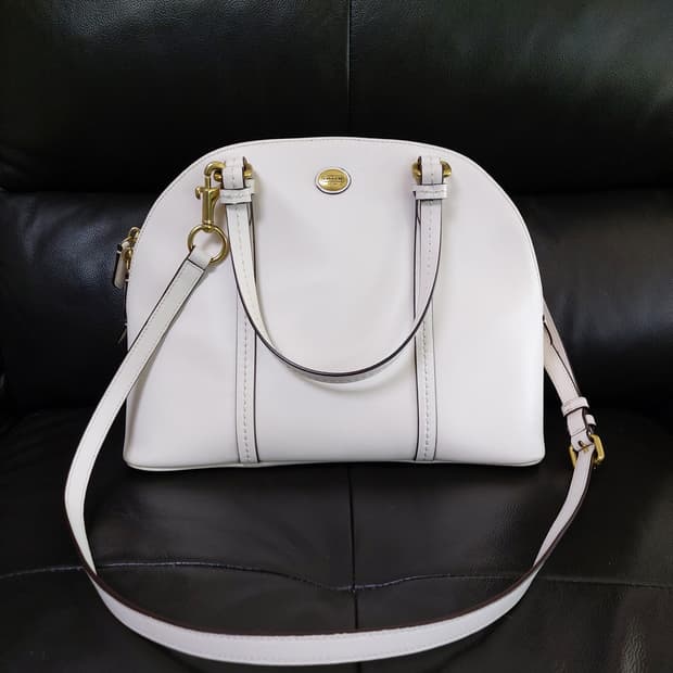 코치 페이튼 레더 코레 돔 사첼백

