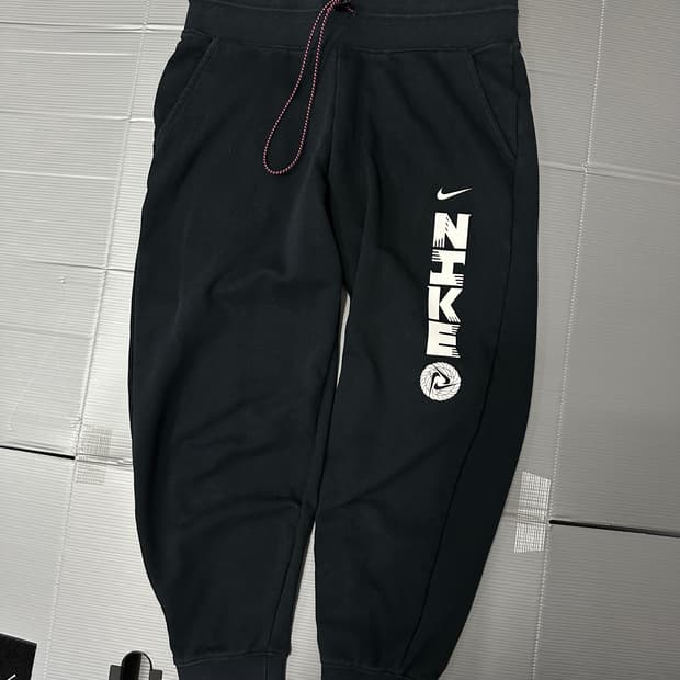 나이키 빅로고 트레이닝 조거 팬츠 블랙 S