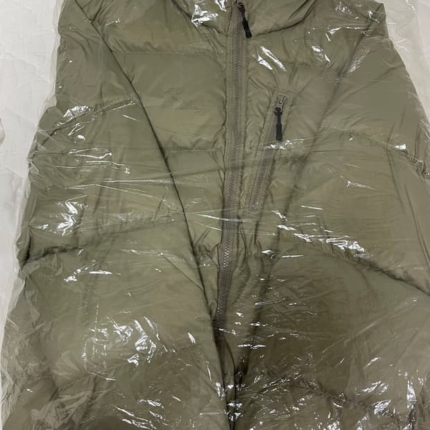[M] 아웃스탠딩 마운틴 다운 파카 올리브
