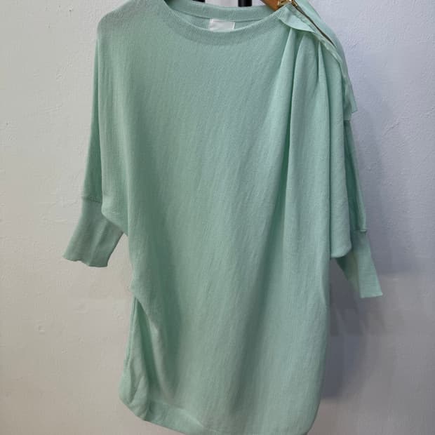 정품) 구호 여성 루즈핏 지퍼 니트 