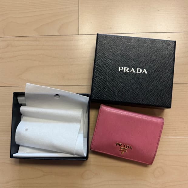 프라다 비텔로 무브 반지갑 핑크 (정품)