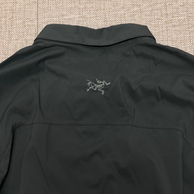 아크테릭스 ELAHO LS M