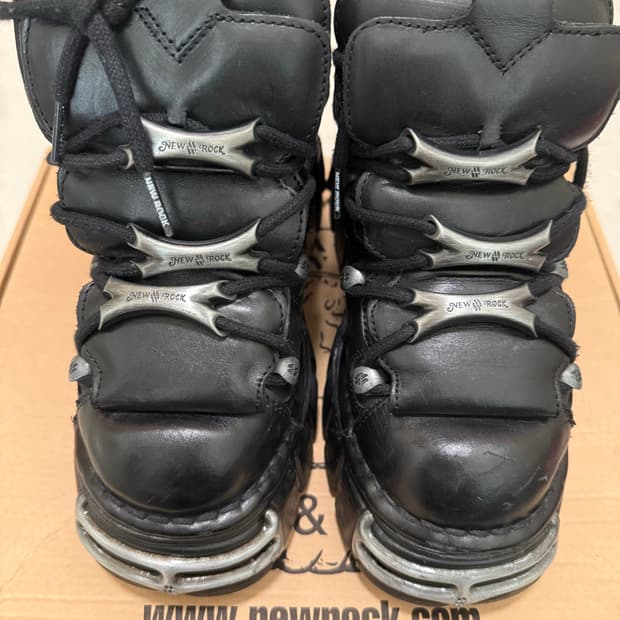 New Rock 뉴락 아이코닉 38사이즈