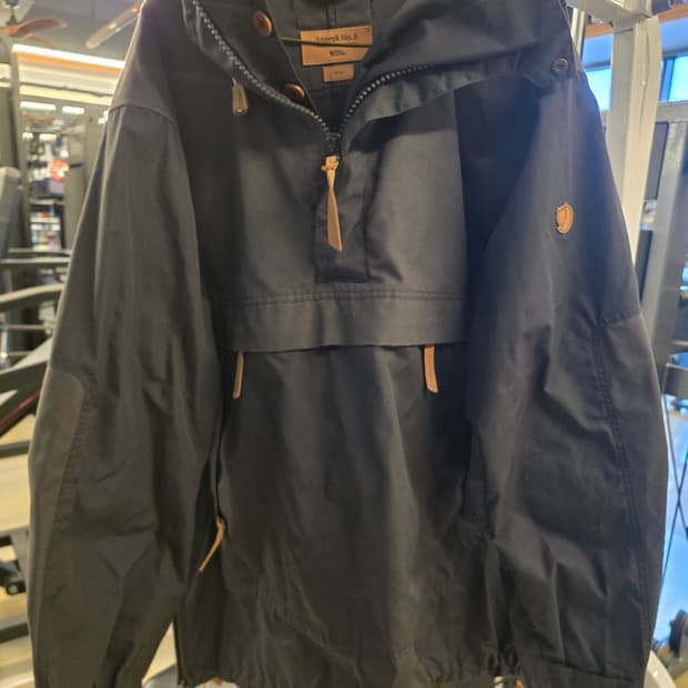 피엘라벤 아노락 No.8 자켓입니다