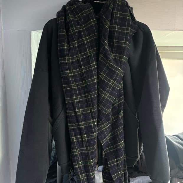 발렌시아가 유니티 스포츠 아이콘 스카프 집업 후드 2사이즈